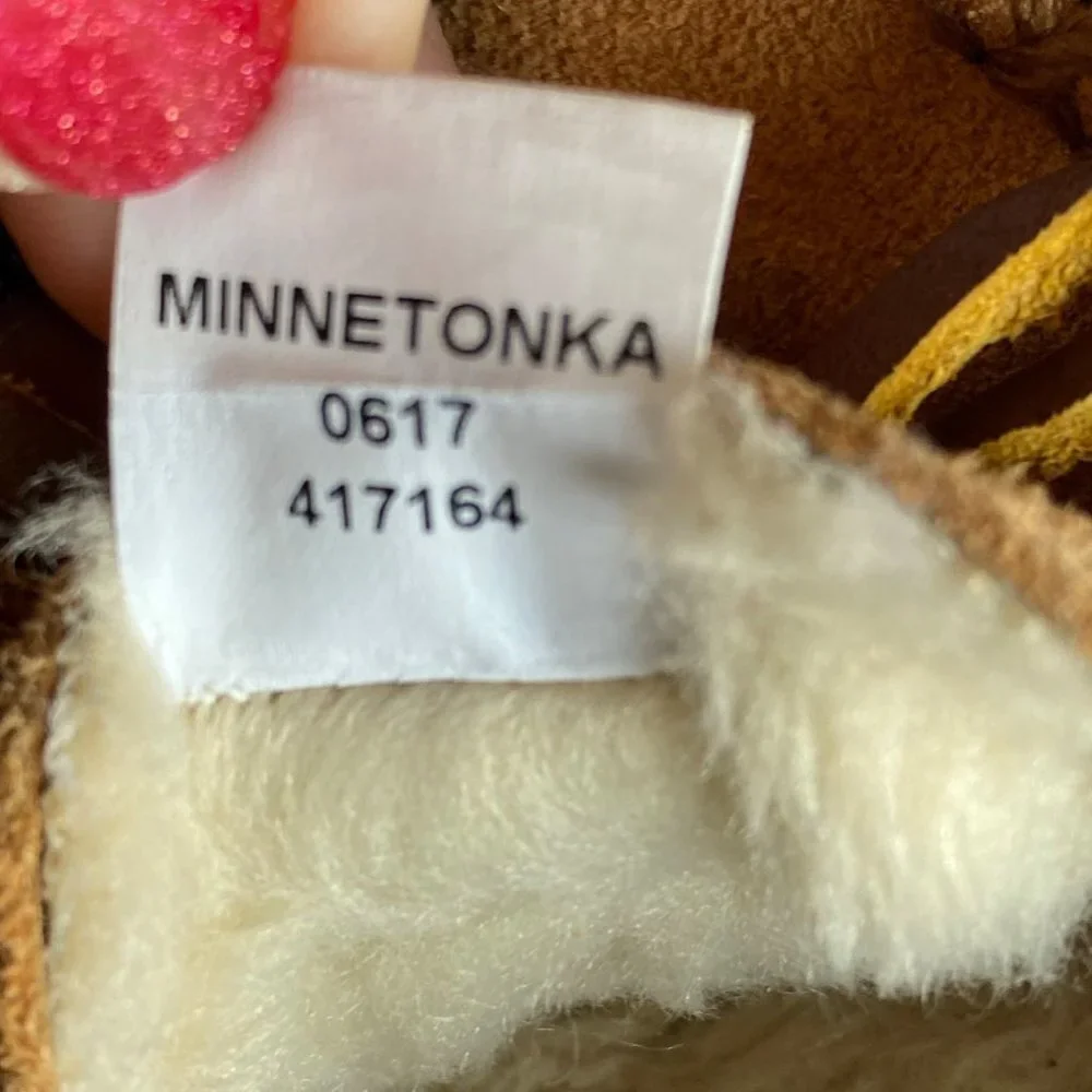 Minnetonka Unisex Kid Size 1 Brown Genuine Leather‎ Faux Fur Moccasins Loafers